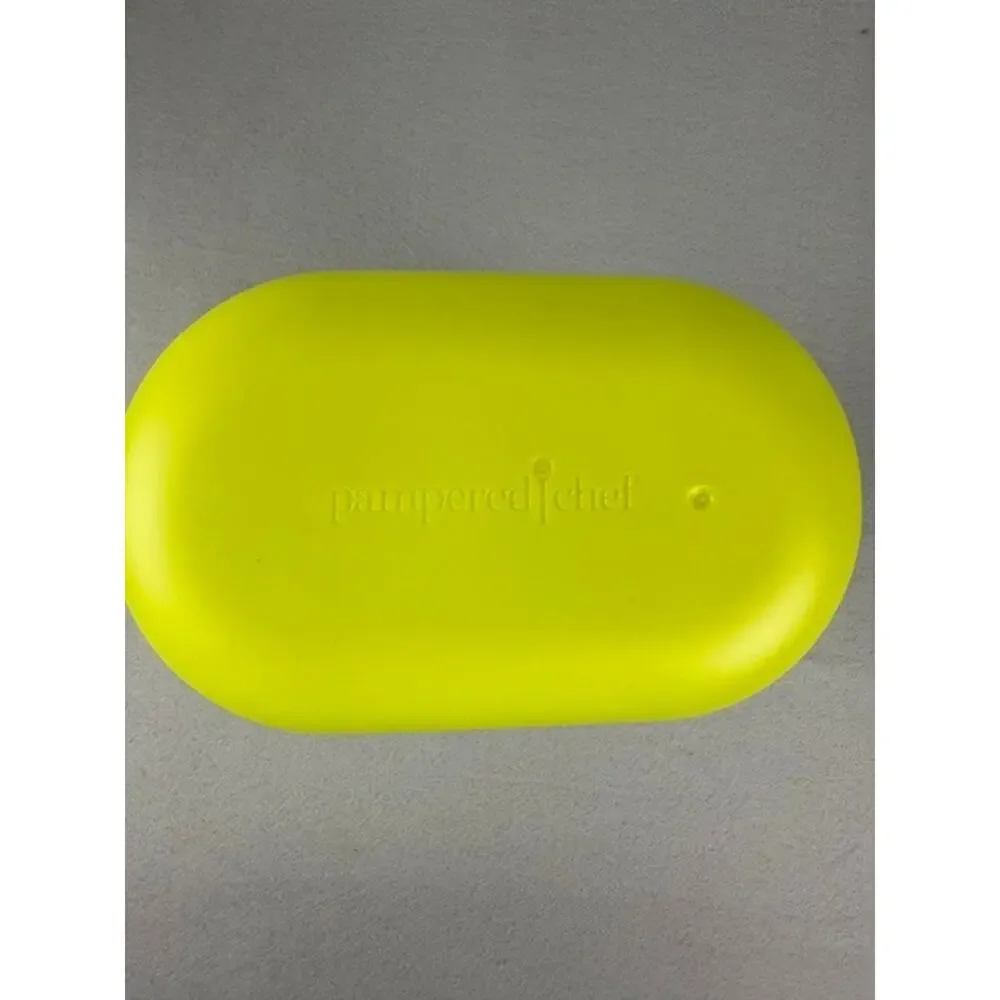 Pampered Chef Herb Keeper 100184